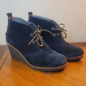Sperry wedge black suede ankle boots